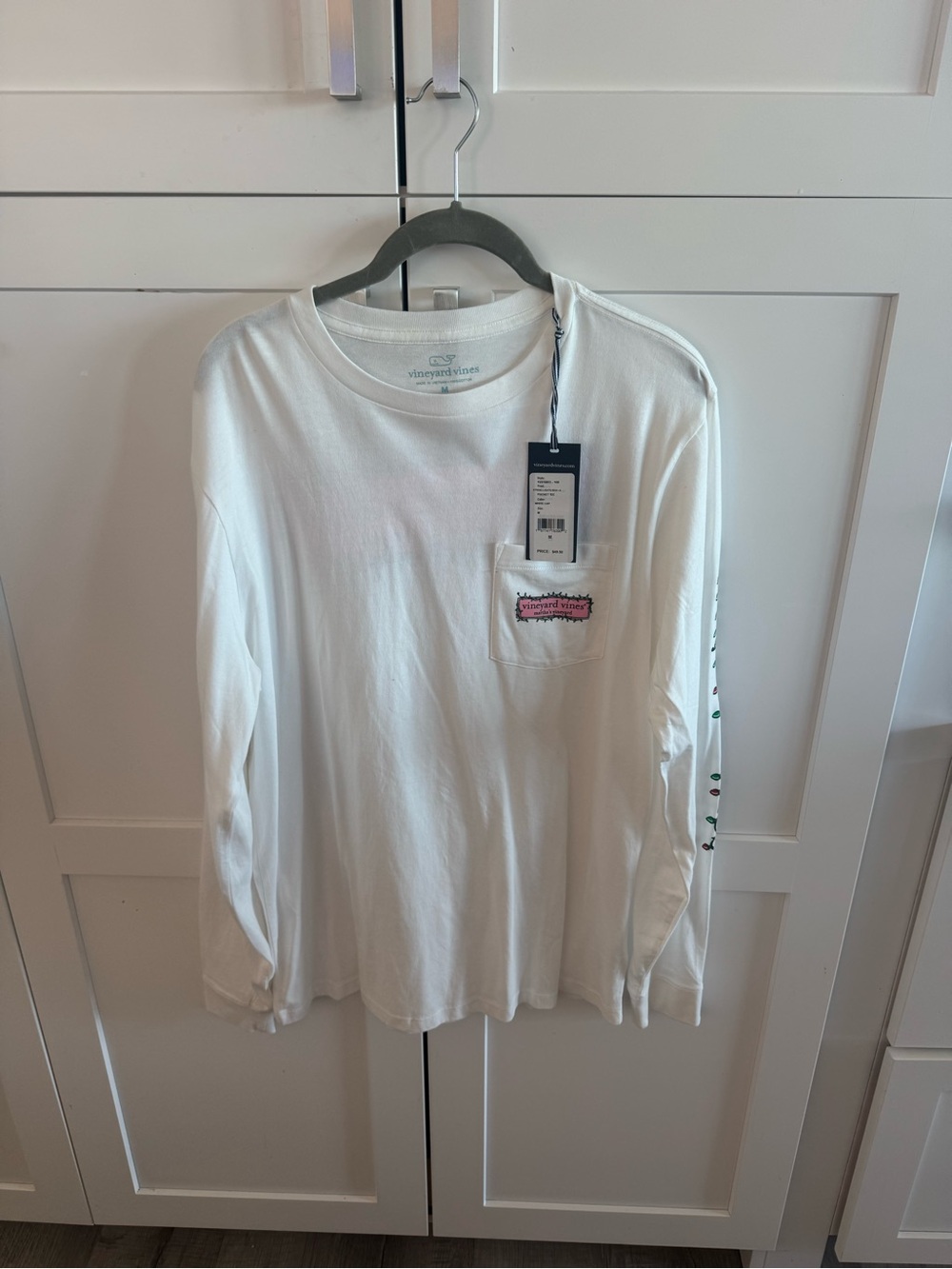 Vineyard Vines White Long-Sleeve Pocket Tee with Sleeve Dots
